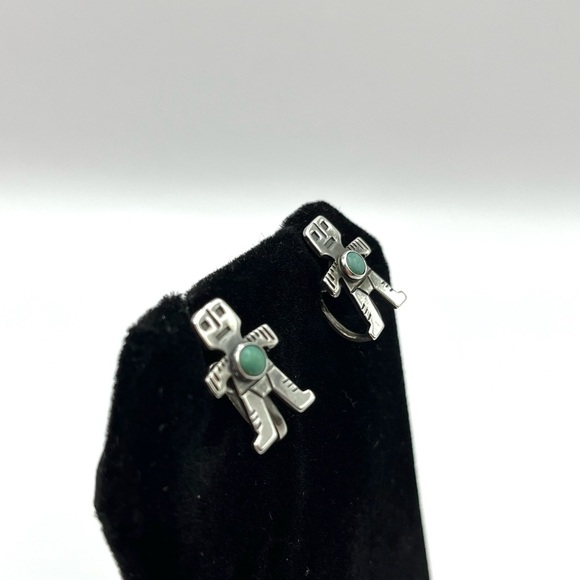 Kachina Vintage Sterling Silver Earrings with Blue  Screw Back Miniature 925 - Picture 4 of 11